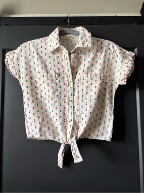Sim & Sam Cream Button-Up Top with Red & Navy Dot Accents